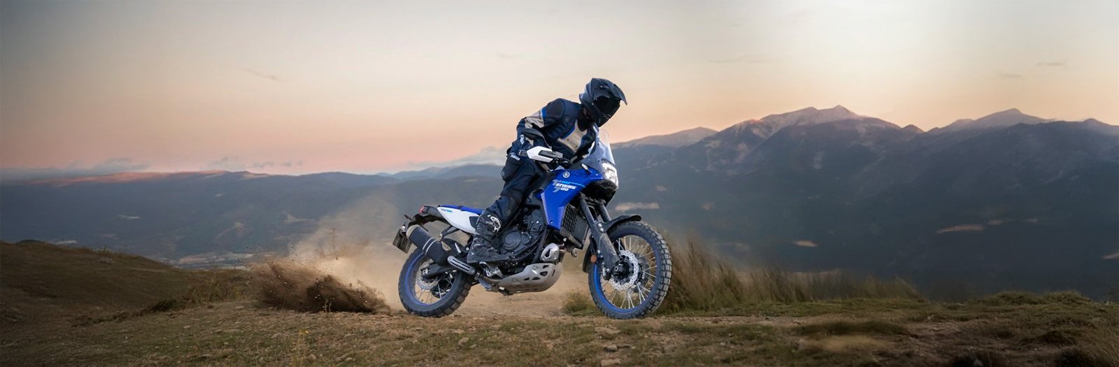 assets/images/motorcycles/headers/tenere-700-2026.jpg